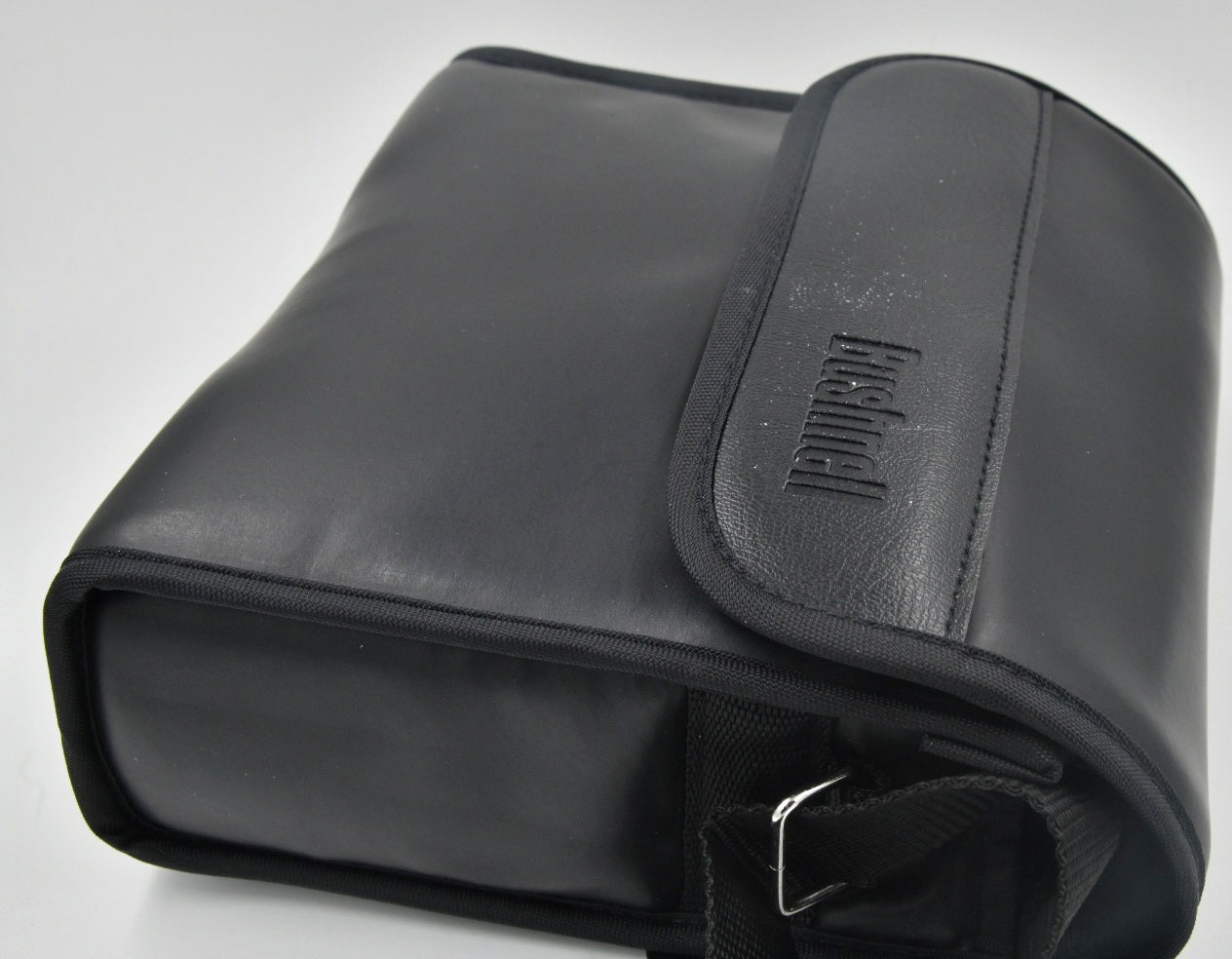 Κιάλια Bushnell Marine 7x50 Με Πυξίδα + Δίκτυο Σκόπευσης 